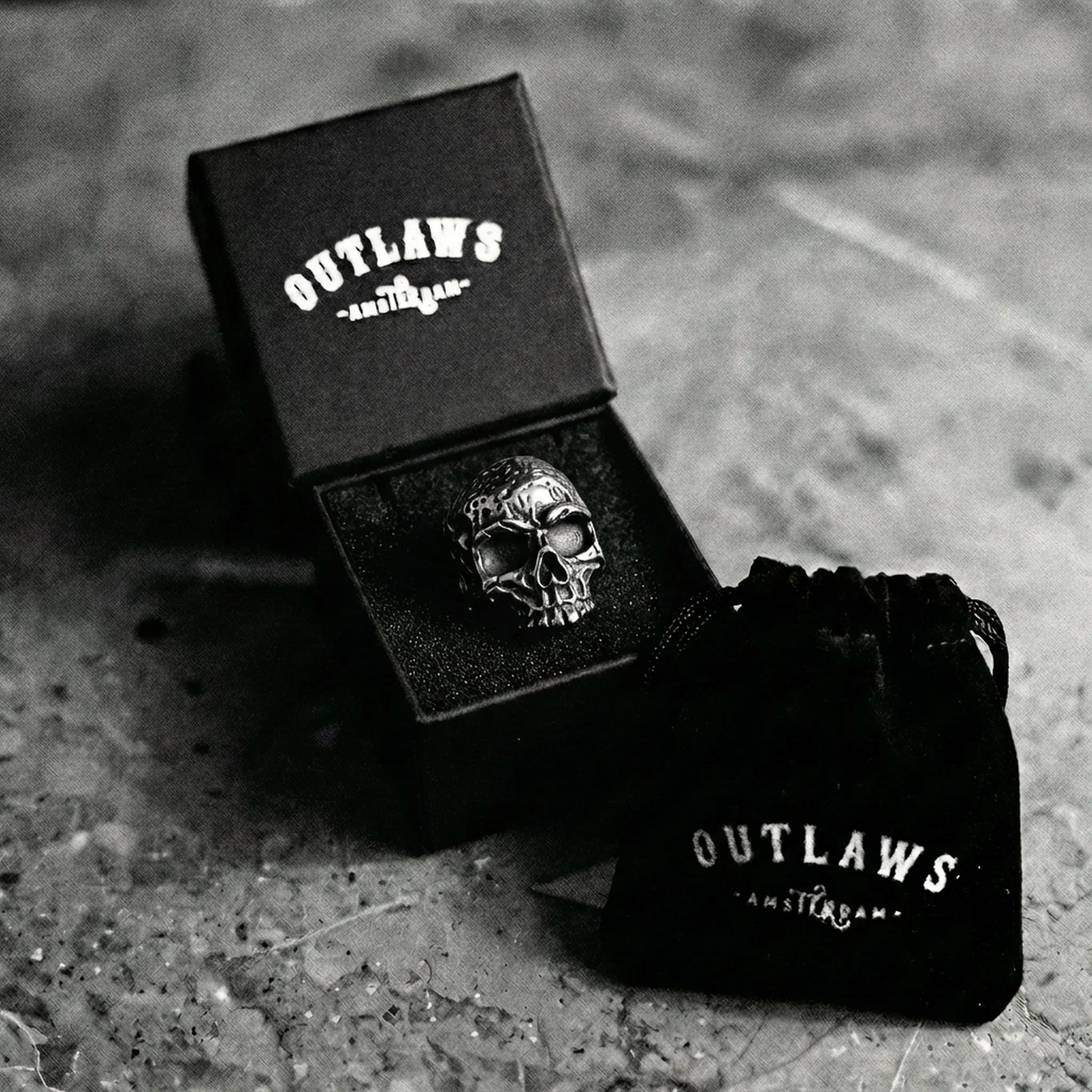 ANCIENT SKULL. - Image 5