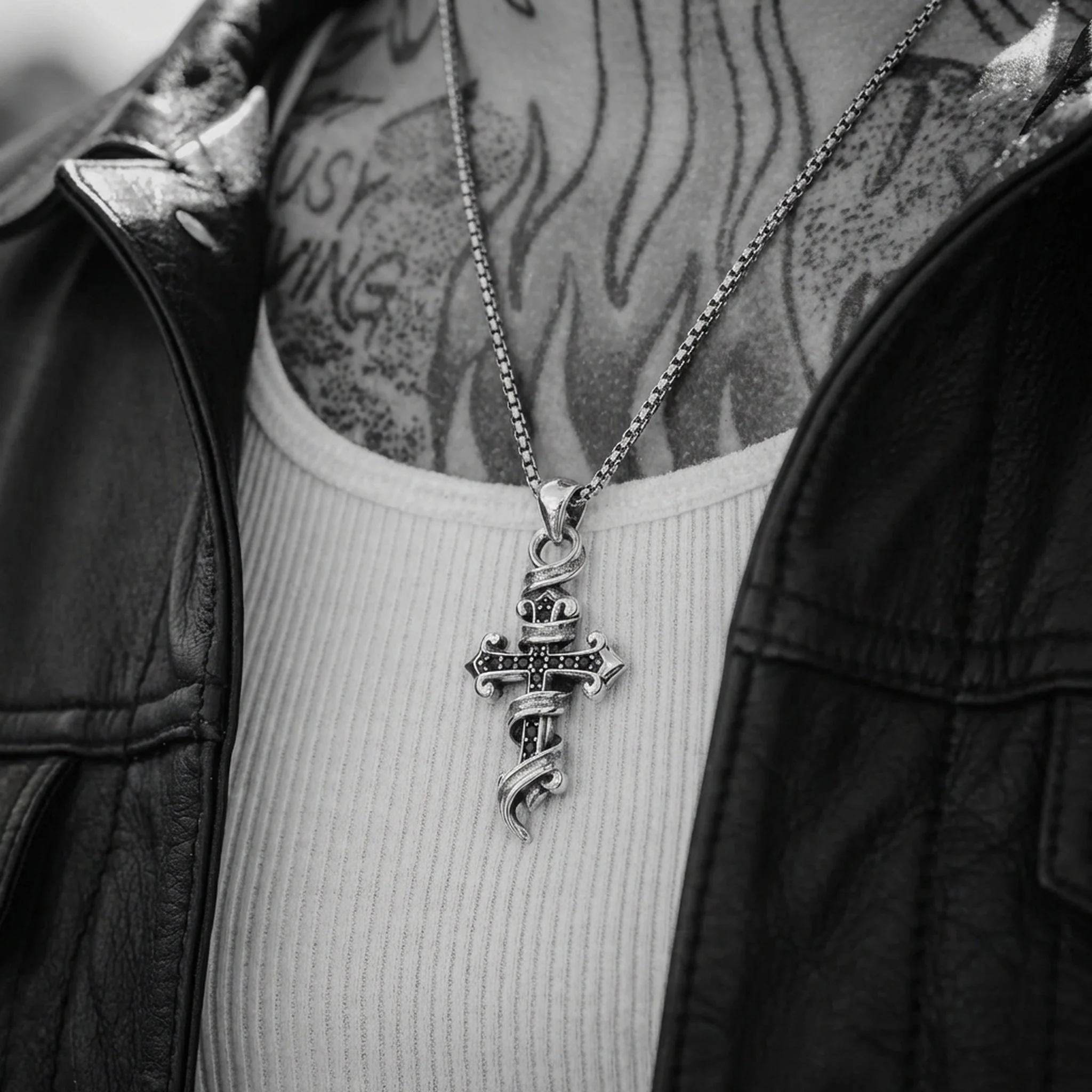 BLACKED SACRED STRANGLE. - 925 STERLING SILVER - Image 2