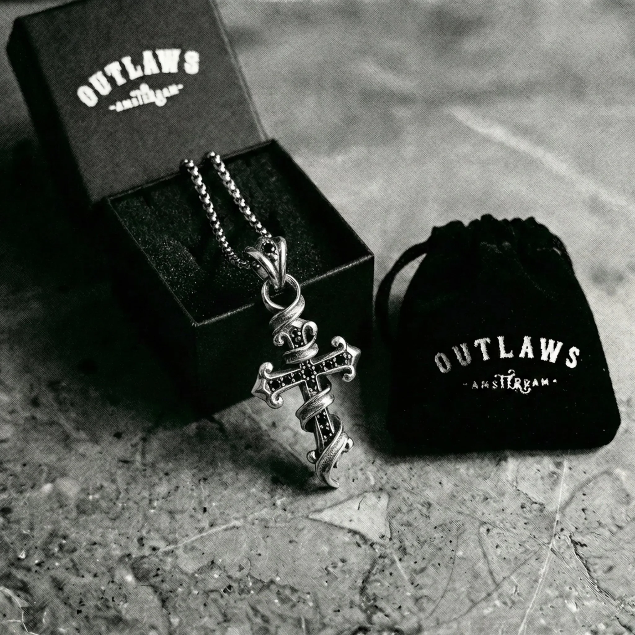 BLACKED SACRED STRANGLE. - 925 STERLING SILVER - Image 4
