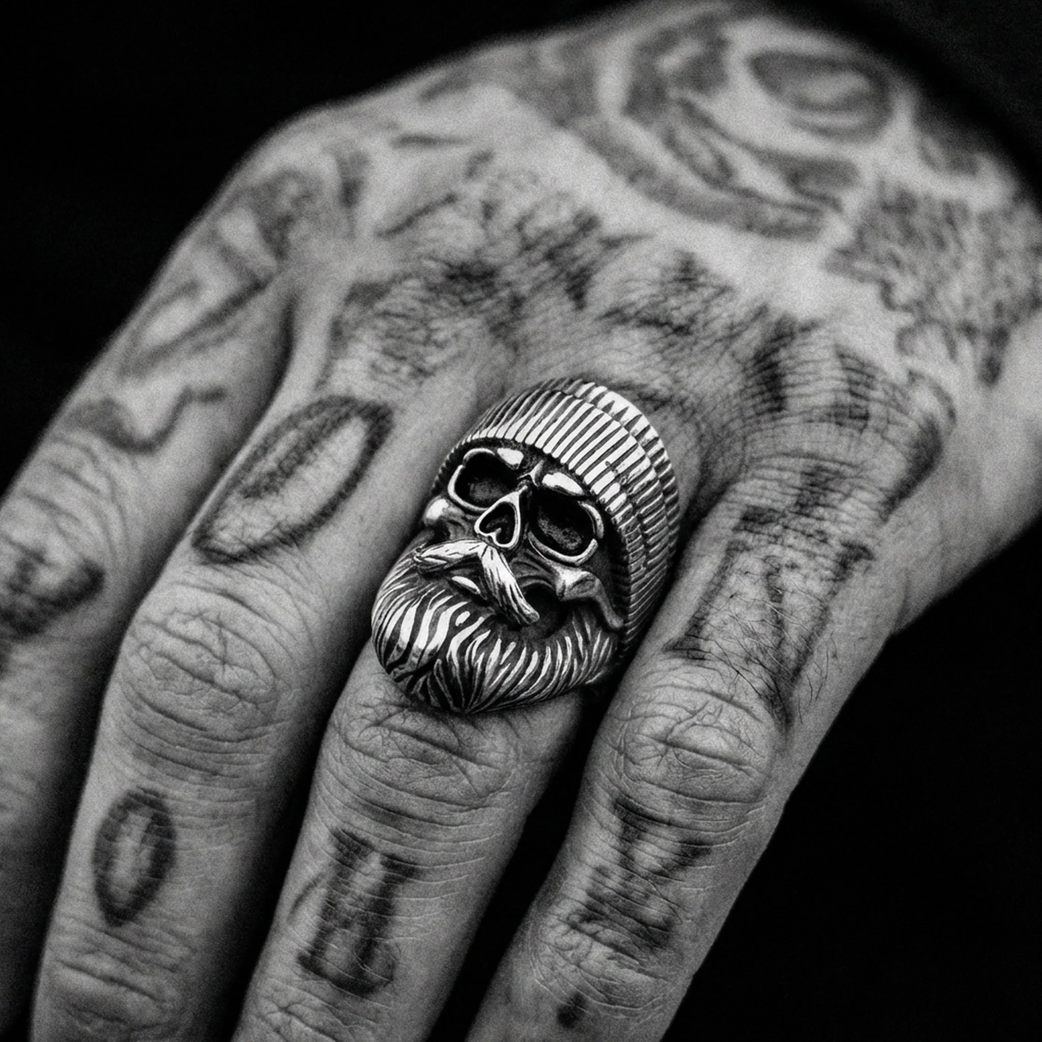OLD BIKER. - Image 3