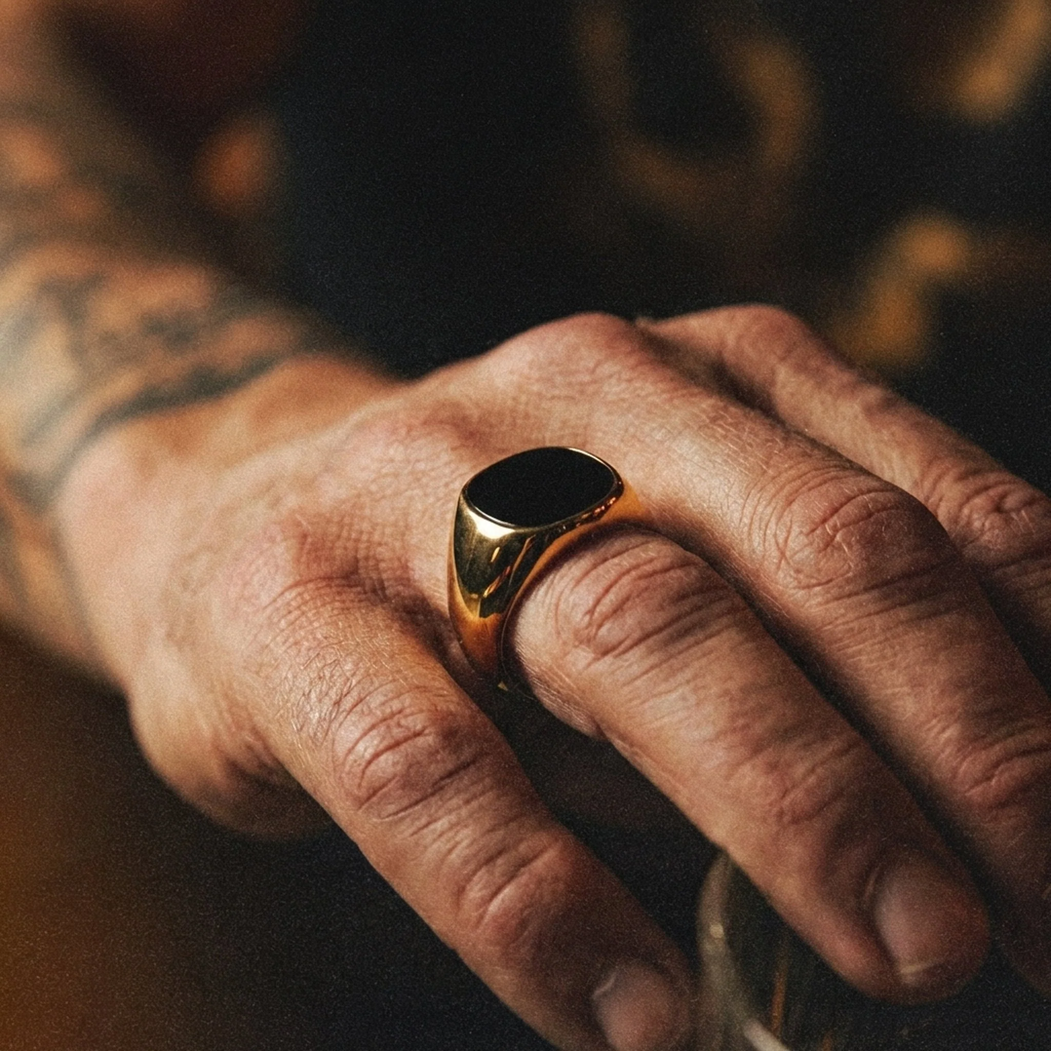 ONYX. - GOLD - Image 5