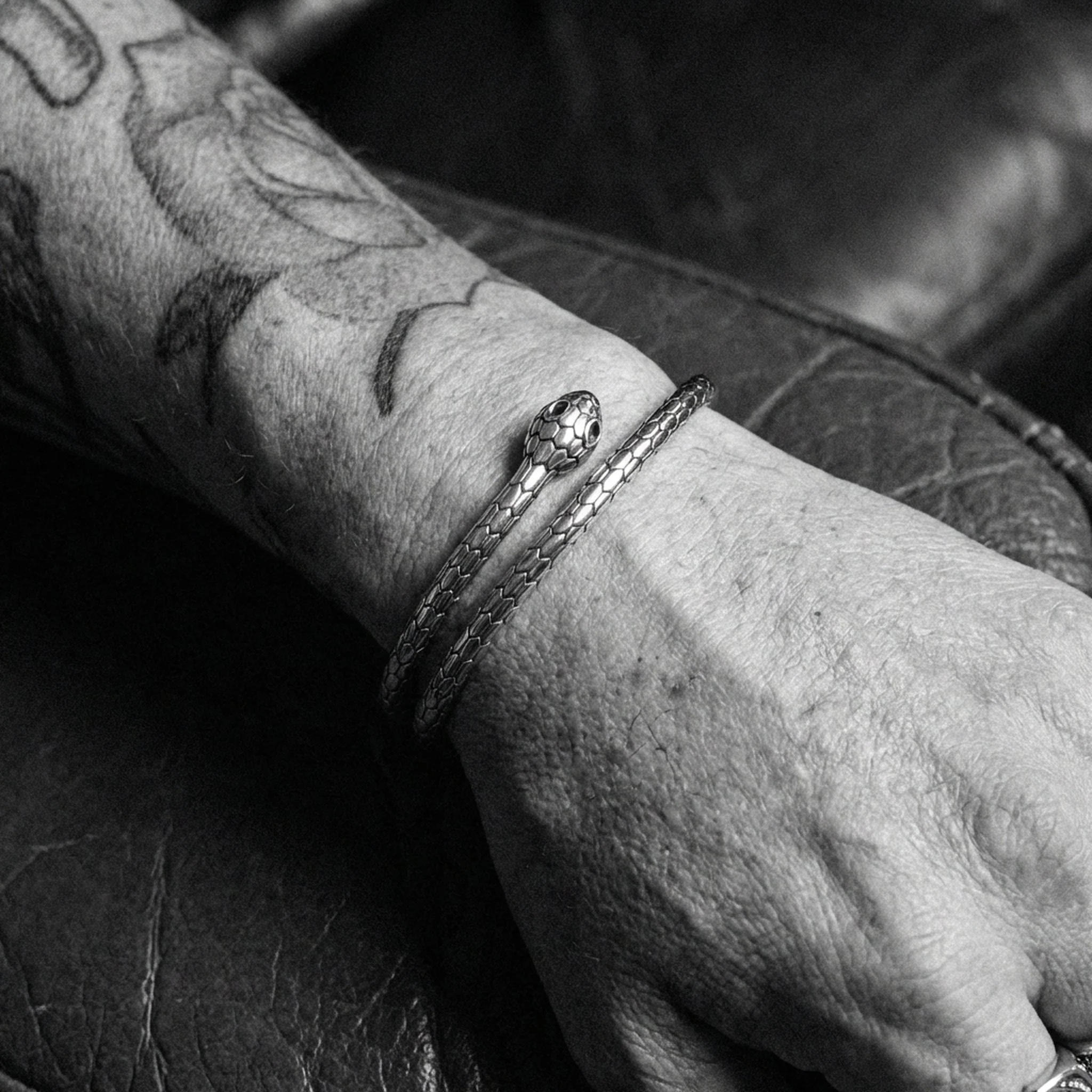 SERPENT CUFF. - 925 STERLING SILVER - Image 2