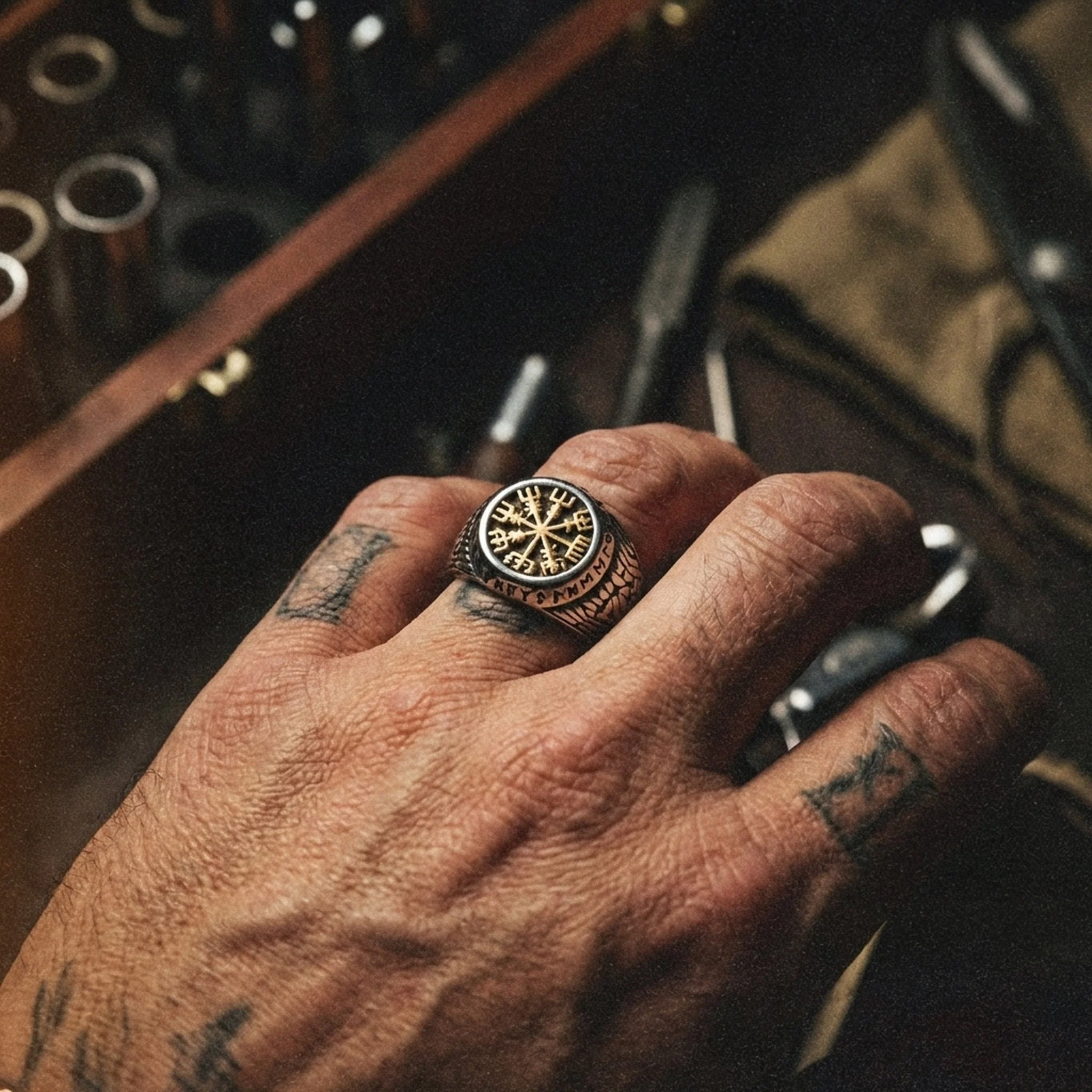 VIKINGS. - GOLD - Image 2